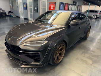 2025 Lamborghini Urus SE - car from the USA, Manheim Buy-Now listing at AUTOMAX