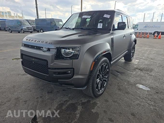 2025 Land Rover Defender 110 OCTA Edition One