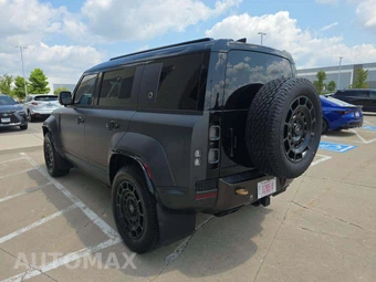 2025 Land Rover Defender 110 OCTA Edition One – miniatura 2