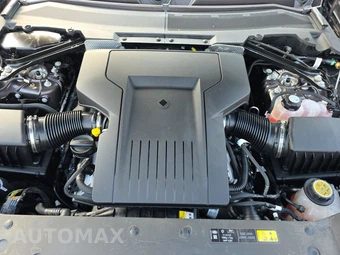 2025 Land Rover Defender 110 OCTA – miniatura 15