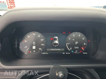 2025 Land Rover Defender 110 S - miniatura 12