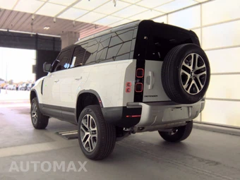 2025 Land Rover Defender 110 S - miniatura 6