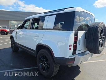 2025 Land Rover Defender 110 S - miniatura 2