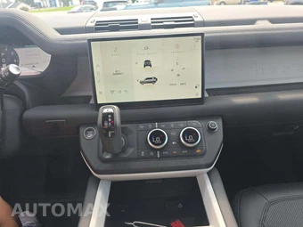2025 Land Rover Defender 110 S - miniatura 7