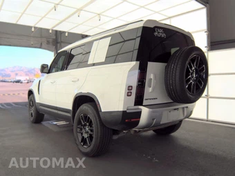 2025 Land Rover Defender 110 S - miniatura 6
