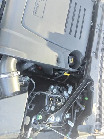 2025 Land Rover Defender 110 S - miniatura 21