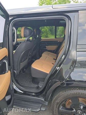 2025 Land Rover Defender 110 V8 – miniatura 10