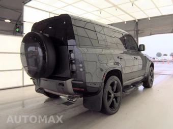 2025 Land Rover Defender 110 V8 - miniatura 4