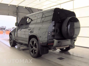 2025 Land Rover Defender 110 V8 - miniatura 6