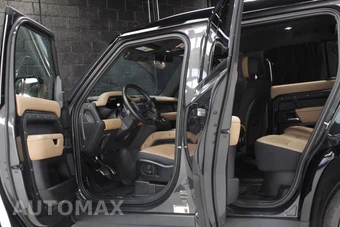 2025 Land Rover Defender 110 V8 – miniatura 27