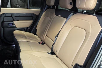 2025 Land Rover Defender 110 V8 – miniatura 37