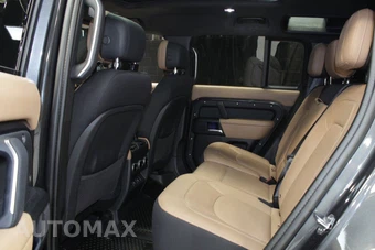 2025 Land Rover Defender 110 V8 – miniatura 38