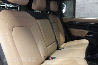 2025 Land Rover Defender 110 V8 – miniatura 44