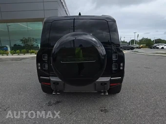2025 Land Rover Defender 110 V8 – miniatura 4