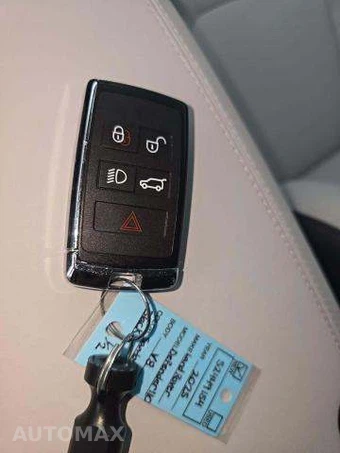 2025 Land Rover Defender 110 V8 – miniatura 9
