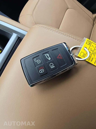 2025 Land Rover Defender 110 V8 – miniatura 5