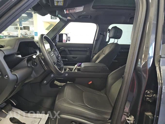 2025 Land Rover Defender 110 V8 – miniatura 7