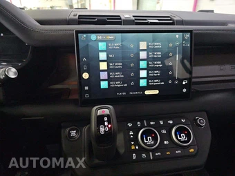 2025 Land Rover Defender 110 X-Dynamic SE - miniatura 10