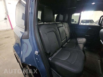 2025 Land Rover Defender 110 X-Dynamic SE - miniatura 16