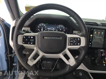 2025 Land Rover Defender 110 X-Dynamic SE - miniatura 10