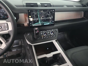 2025 Land Rover Defender 110 X-Dynamic SE - miniatura 11