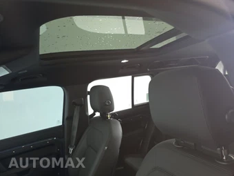 2025 Land Rover Defender 110 X-Dynamic SE - miniatura 17