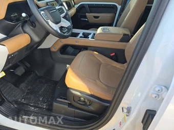 2025 Land Rover Defender 110 X-Dynamic SE - miniatura 7