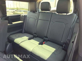 2025 Land Rover Defender 130 X-Dynamic SE - miniatura 14