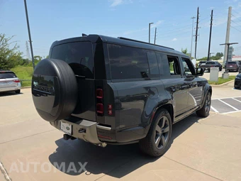 2025 Land Rover Defender 130 X-Dynamic SE - miniatura 3