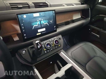 2025 Land Rover Defender 130 X-Dynamic SE – miniatura 10