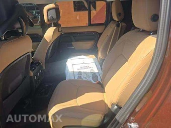 2025 Land Rover Defender 130 X-Dynamic SE – miniatura 14