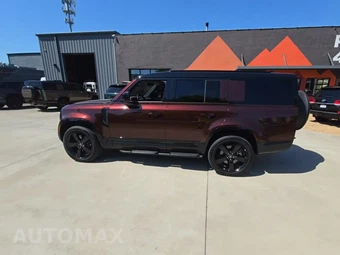 2025 Land Rover Defender 130 X-Dynamic SE – miniatura 3