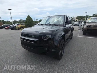 2025 Land Rover Defender 130 X-Dynamic SE