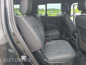 2025 Land Rover Defender 130 X-Dynamic SE - miniatura 14