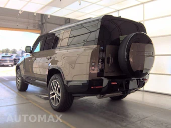 2025 Land Rover Defender 130 X – miniatura 6