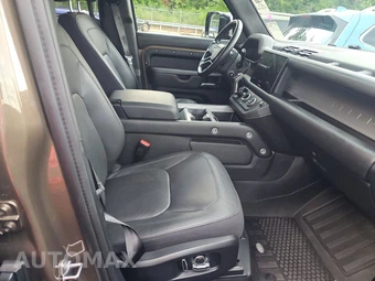 2025 Land Rover Defender 130 X – miniatura 8