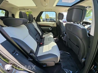 2025 Land Rover Discovery Dynamic SE - miniatura 17