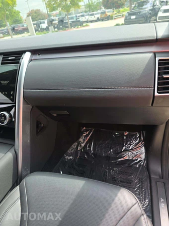 2025 Land Rover Discovery Dynamic SE - miniatura 17