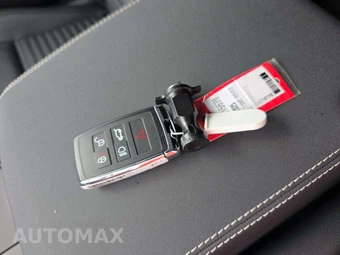 2025 Land Rover Discovery Dynamic SE - miniatura 5