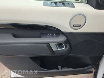 2025 Land Rover Discovery S – miniatura 9