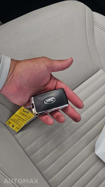 2025 Land Rover Discovery S – miniatura 20
