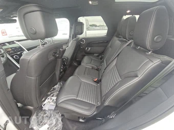 2025 Land Rover Discovery S - miniatura 13