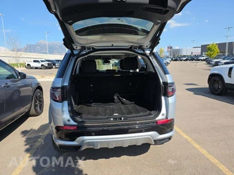 2025 Land Rover Discovery Sport S – miniatura 14