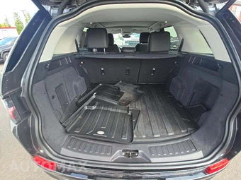 2025 Land Rover Discovery Sport S – miniatura 14