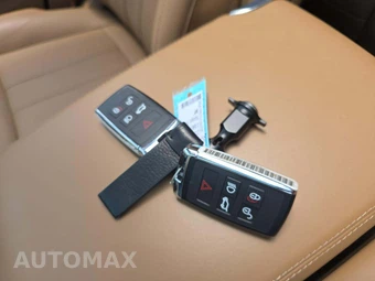2025 Land Rover Range Rover Autobiography – miniatura 5
