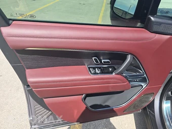 2025 Land Rover Range Rover Autobiography – miniatura 9