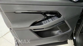 2025 Land Rover Range Rover Evoque S – miniatura 48