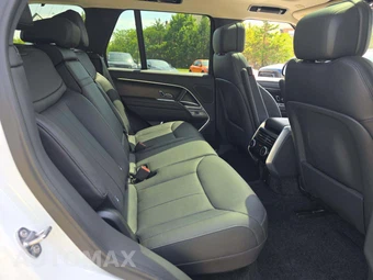 2025 Land Rover Range Rover Plug-In Hybrid SE – miniatura 13