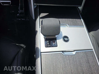 2025 Land Rover Range Rover Plug-In Hybrid SE – miniatura 20