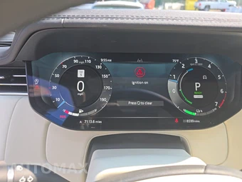 2025 Land Rover Range Rover Plug-In Hybrid SE - miniatura 12
